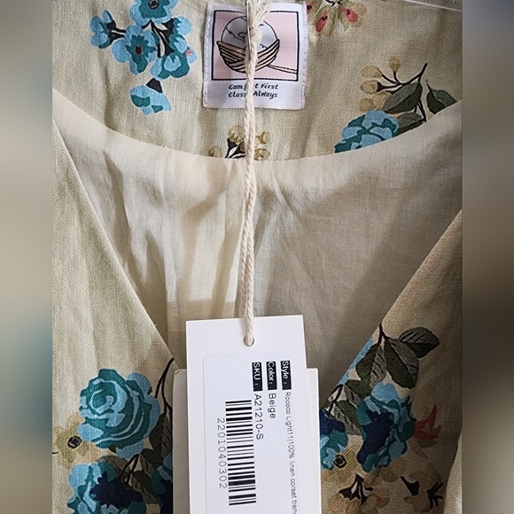 Linennaive Rococo Linen Trench Coat - Picture 6 of 8